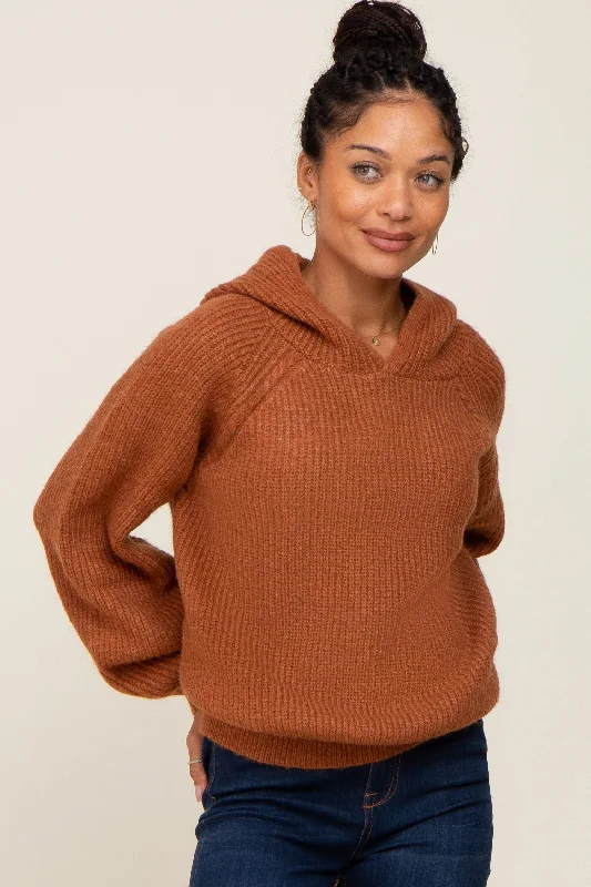 Turtleneck Women Sweater for a Classic and Elegant StyleCamel Hooded Sweater