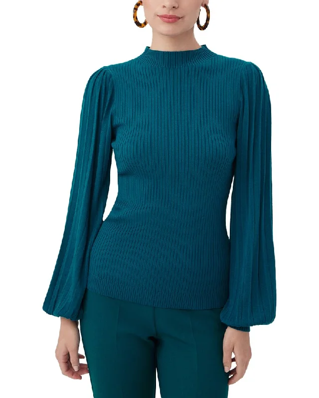 Turtleneck Women Sweater for a Classic and Elegant StyleTrina Turk Glossy Sweater