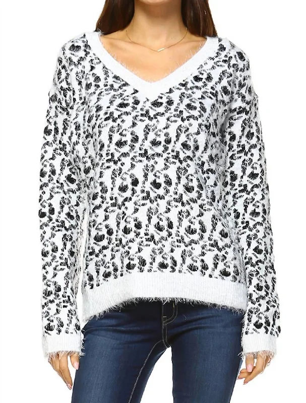 Lightweight Women Sweater for Spring and FallWomen's Leopard Sweater In Black