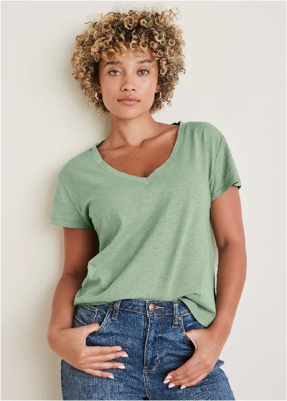 Cable - Knit Women Sweater with Intricate PatternsCotton Slub V-Neck Tee - Basil