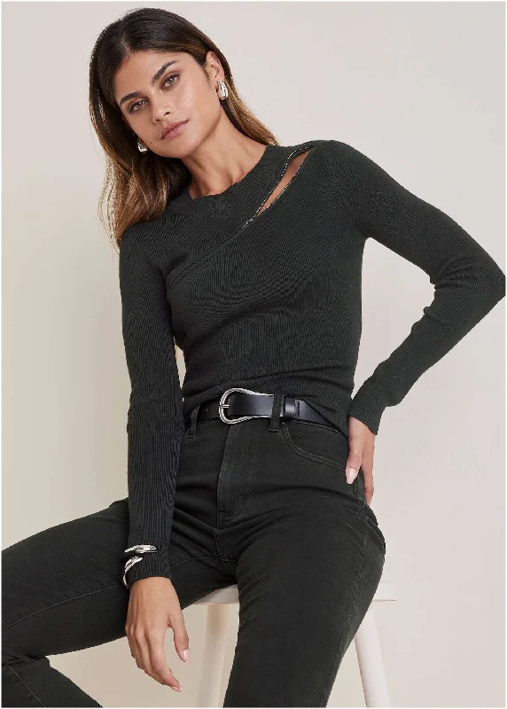 Cropped Women Sweater to Pair with High - Waisted BottomsLightweight Zipper Sweater  - Black