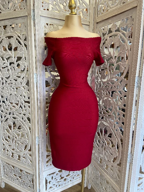 Strapless Women Dress with a Built - in Bra for Comfort and SupportWine Bandage Dress