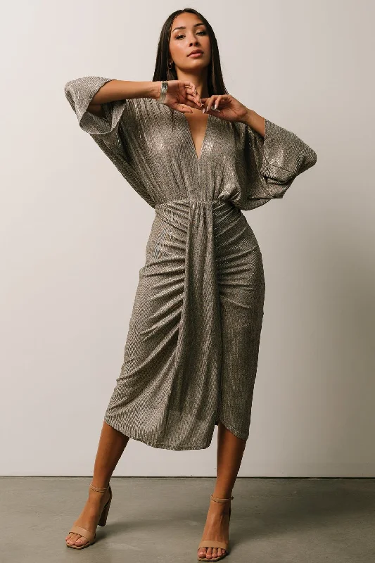 Long - Sleeve Women Dress in Velvet for a Luxurious Winter LookCiara Ruched Midi Dress | Silver Metallic