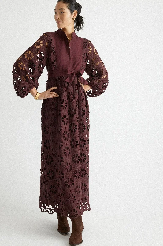 Maxi Women Dress with Floral Print for a Bohemian VibeMerlot Lace Calliope Dress