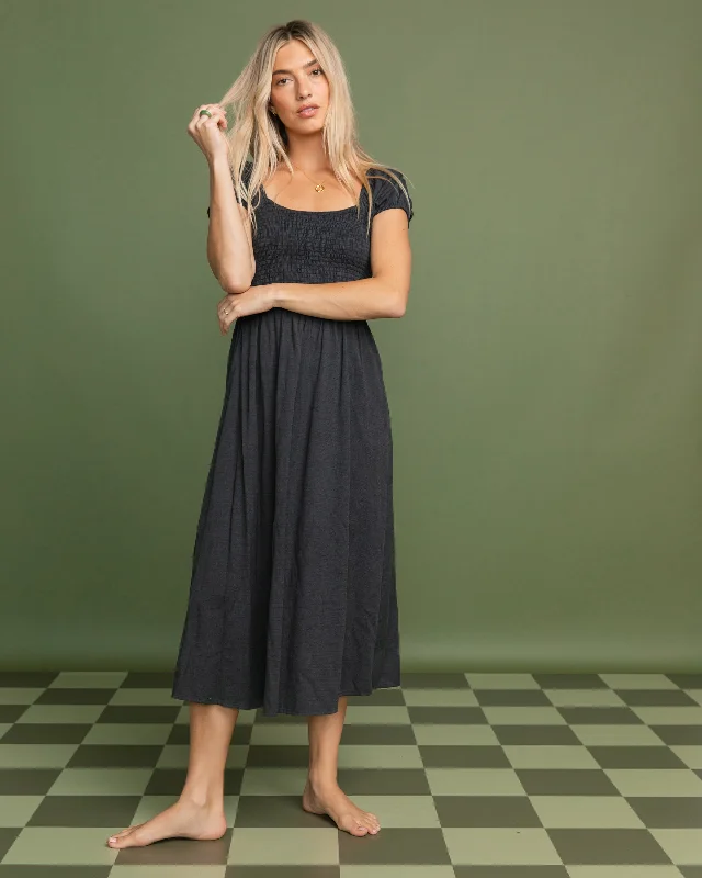 Sleeveless Women Dress in Bright Colors for Summer PartiesMidnight Sky Midi Dress - Black Sands