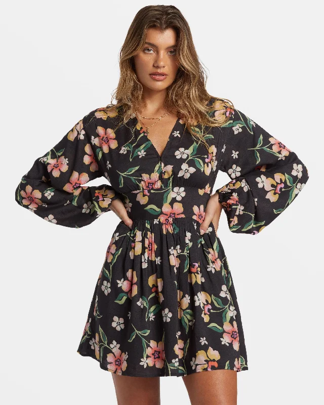 Halter Neck Women Dress to Show Off the Shoulders and NecklineNight Bloom Mini Dress - Black Sands