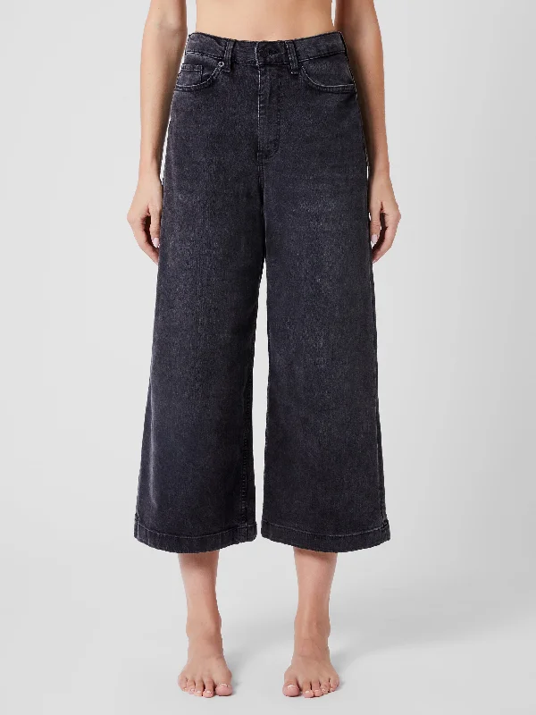 Mom jeans for a nostalgic and casual lookStretch Denim Wide Leg Culottes 25 Inch