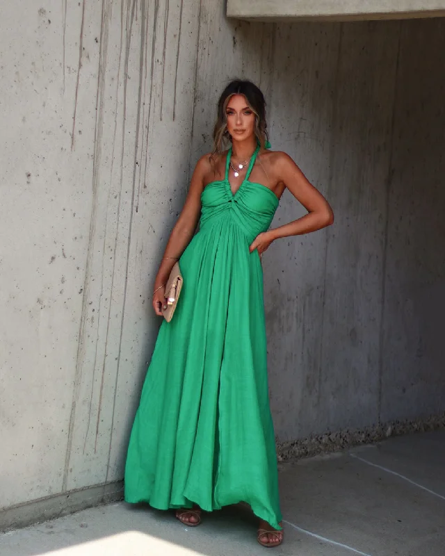 Ball Gown Women Dress with a Full Skirt for a Princess - like LookElmhurst Ruched Halter Maxi Dress