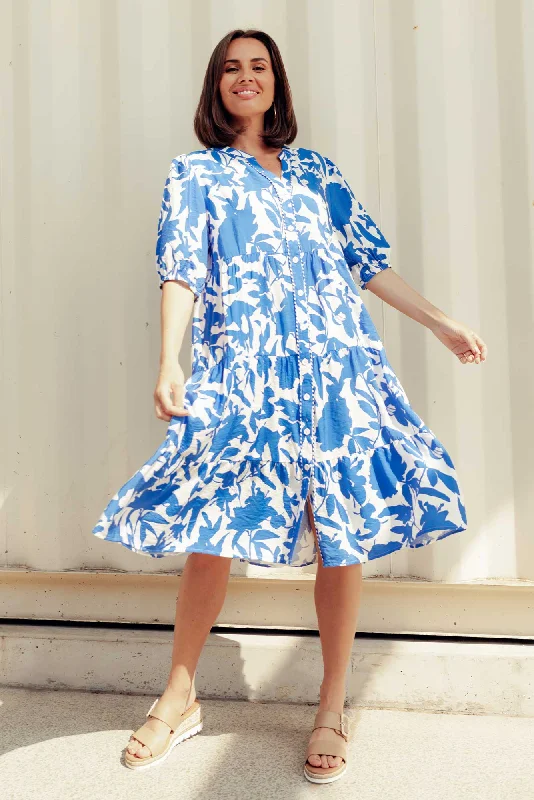 Shift Women Dress with a Simple and Classic Design for Everyday WearFlorida Blue Floral Tiered Dress