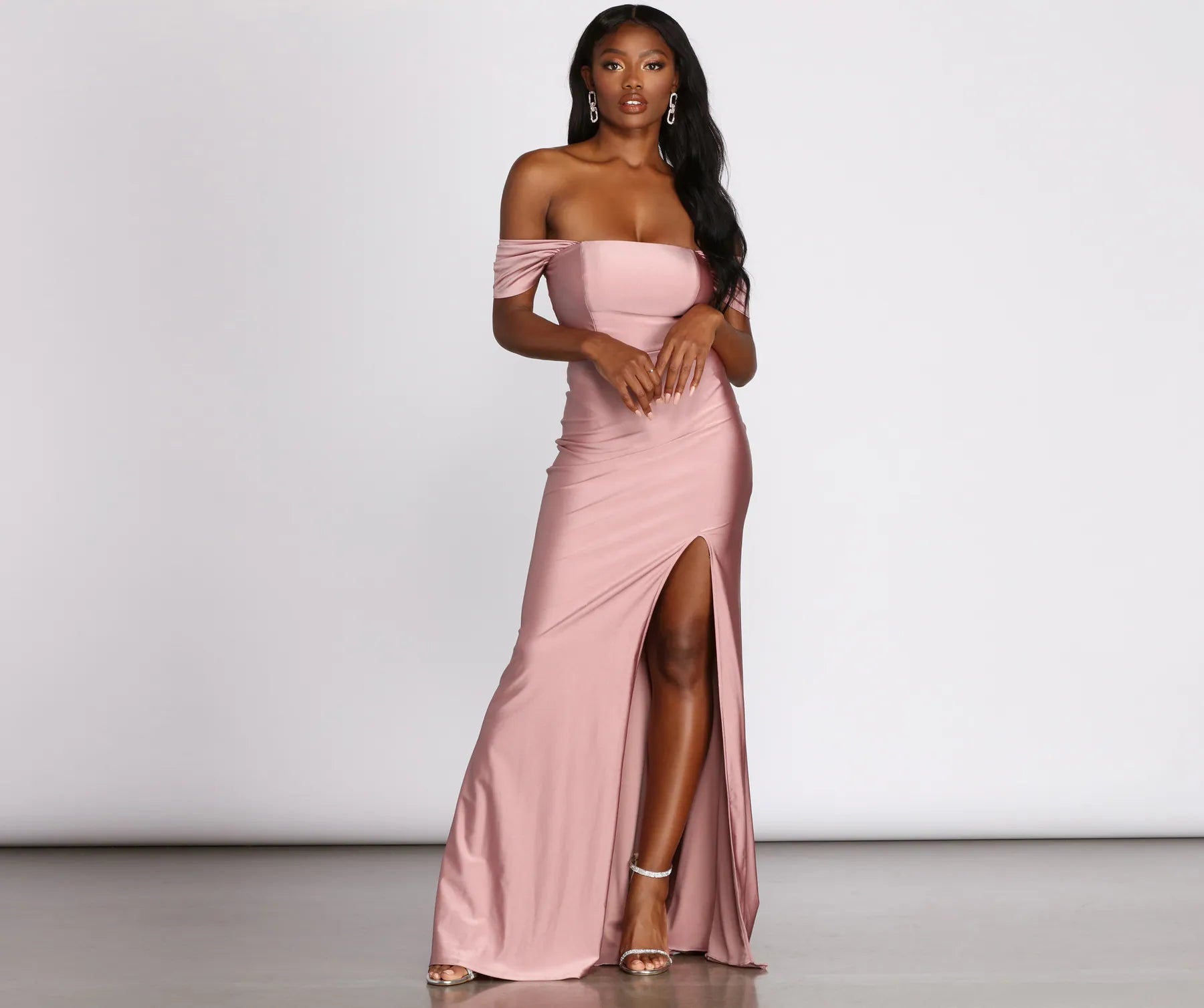 Backless Women Dress for a Sexy and Alluring Look at Evening EventsLisi Off Shoulder Mermaid Dress