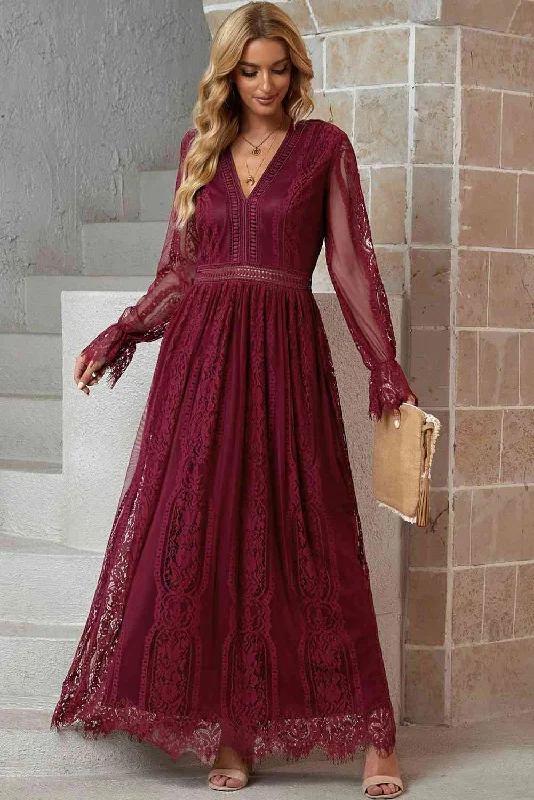 Pleated Women Dress with a Timeless and Elegant TextureScalloped Hem Flounce Sleeve Lace V-Neck Maxi Dress