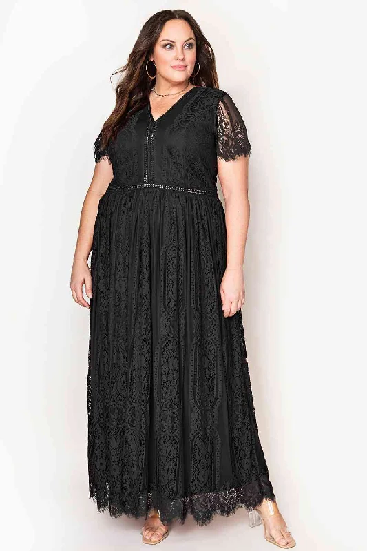 Empire Waist Women Dress to Accentuate the Bust and Conceal the WaistV-Neck Short Sleeve Lace Maxi Dress